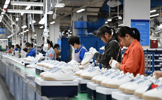Why Does the Footwear and Apparel Industry Need QA Outsourcing?